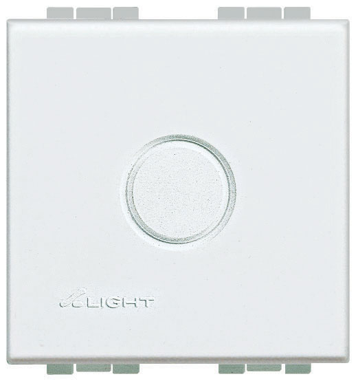 Заглушка Livinglight с выламываемой вставкой, 2 модуля (белый) Заглушка Livinglight с выламываемой вставкой, 2 модуля (белый)