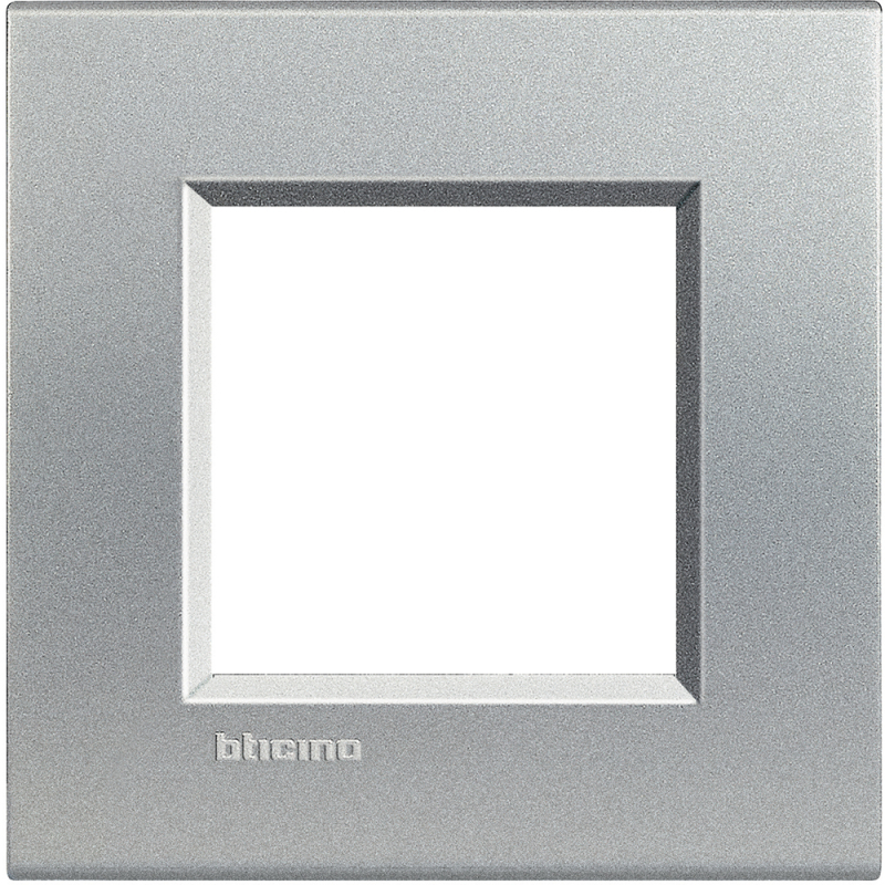 Рамка Livinglight прямоугольная, 1 пост (Алюминий) Рамка Livinglight прямоугольная, 1 пост (Алюминий)